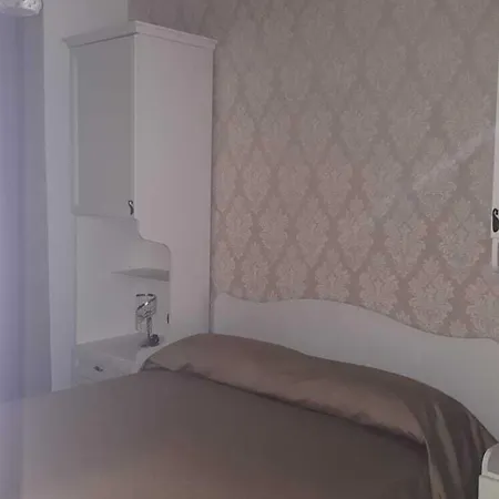 Oda ve Kahvaltı Arena 3*