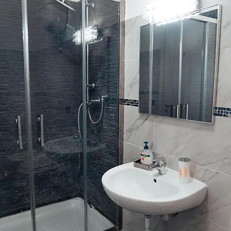 Arena Oda ve Kahvaltı