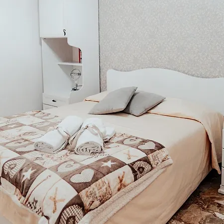 Bed & Breakfast Arena 2*