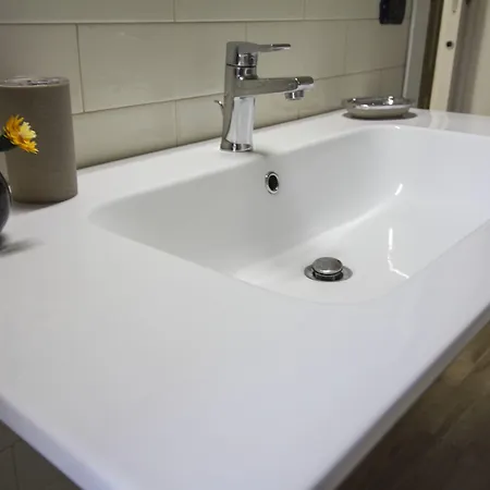 فندق مبيت وإفطار Arena 3*