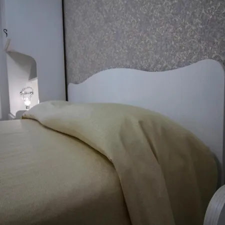 Bed & Breakfast Arena 2*